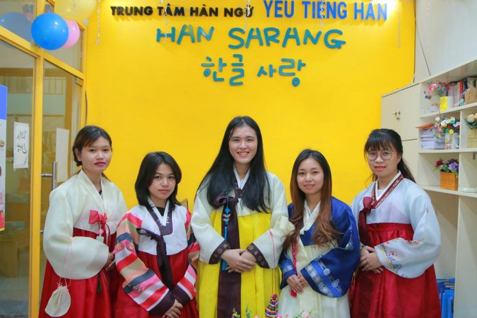 Trung tâm dạy tiếng hàn tại TPHCM Han Sarang