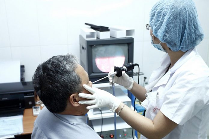 Top bác sĩ khám tai mũi họng giỏi ở Hà Nội