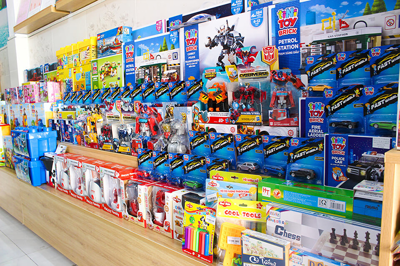Shop Đồ Chơi Trẻ Em là một địa chỉ tin cậy cho các phụ huynh, đến đây bạn có thể sở hữu bộ sưu tập đồ chơi đa dạng và phong phú