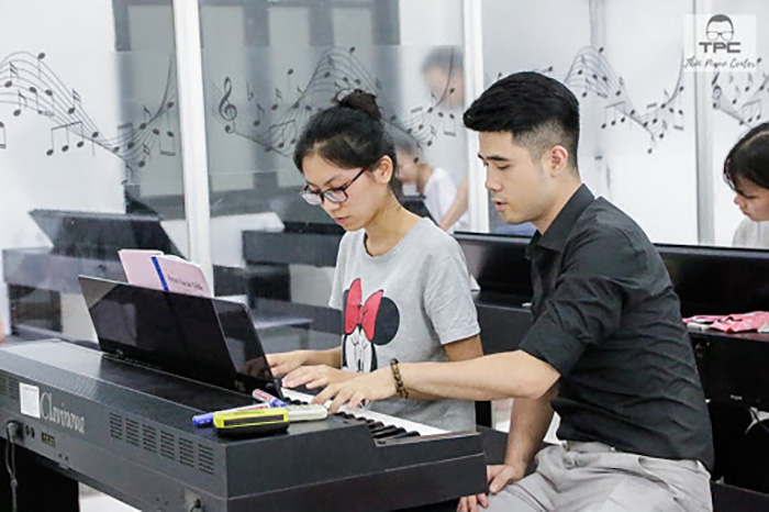Trung tâm đào tạo nhạc công Thiên Phú- học đàn piano ở TPHCM | Nguồn: daotaonhaccong.com 
