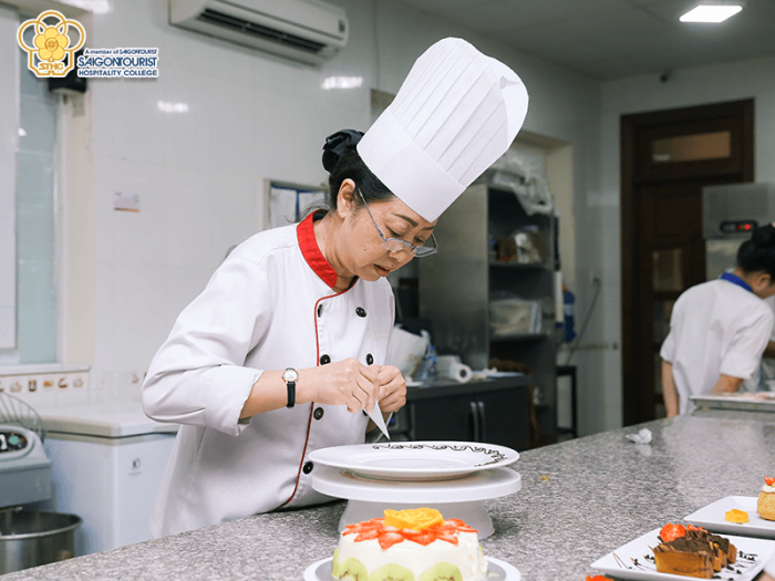 Trường Saigontourist- học làm bánh ở TPHCM  | Nguồn: Saigontourist