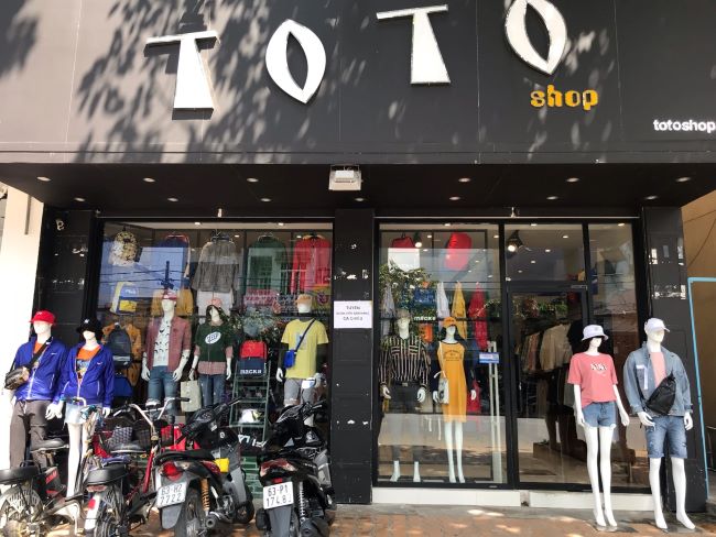Phong cách mà Toto Shop hướng đến là trẻ trung đầy năng động | Nguồn: ToTo Shop