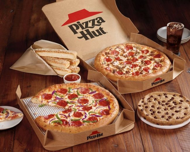 Nhà hàng Pizza Thủ Đức Pizza Hut cung cấp nhiều món khác nhau, bao gồm salad, mỳ Ý, súp rau và nhiều món tráng miệng, ngoài pizza | Nguồn: Pizza Hut