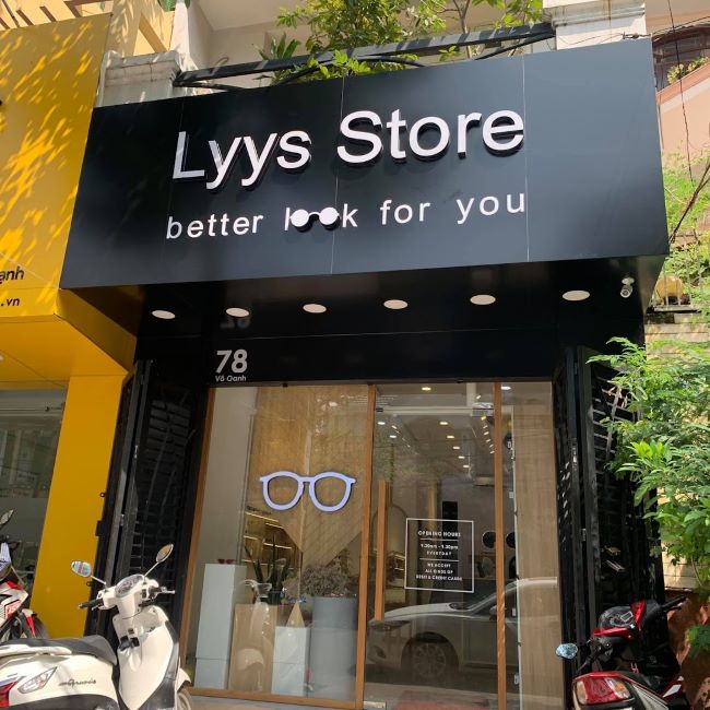 Lyys Store là thương hiệu được giới trẻ ưa chuộng bởi chất lượng đồng đều, xuất xứ rõ ràng và giá cả hợp lý | Nguồn: Lyys Store