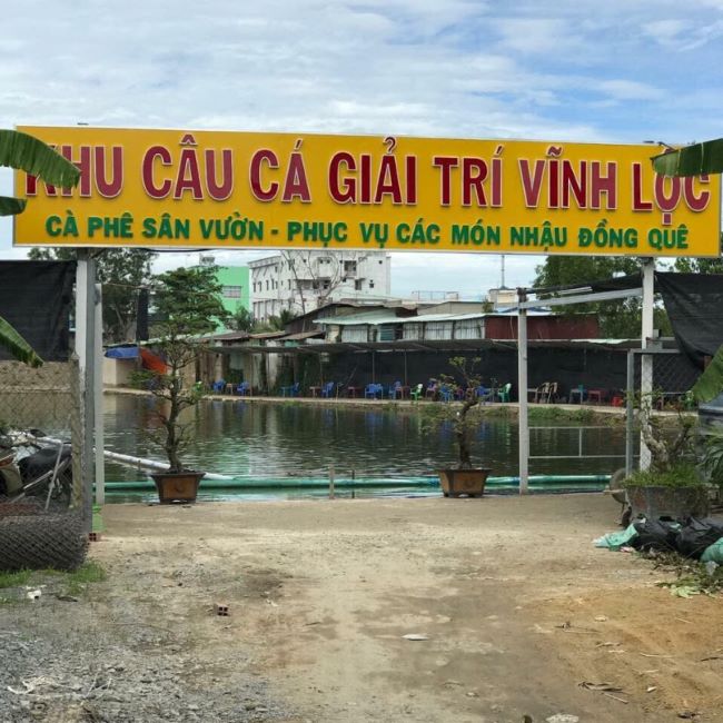 Hồ câu cá giải trí Vĩnh Lộc là địa điểm lý tưởng cho các gia đình cũng như các cần thủ tận hưởng một ngày câu cá | Nguồn: Hồ câu cá giải trí Vĩnh Lộc 