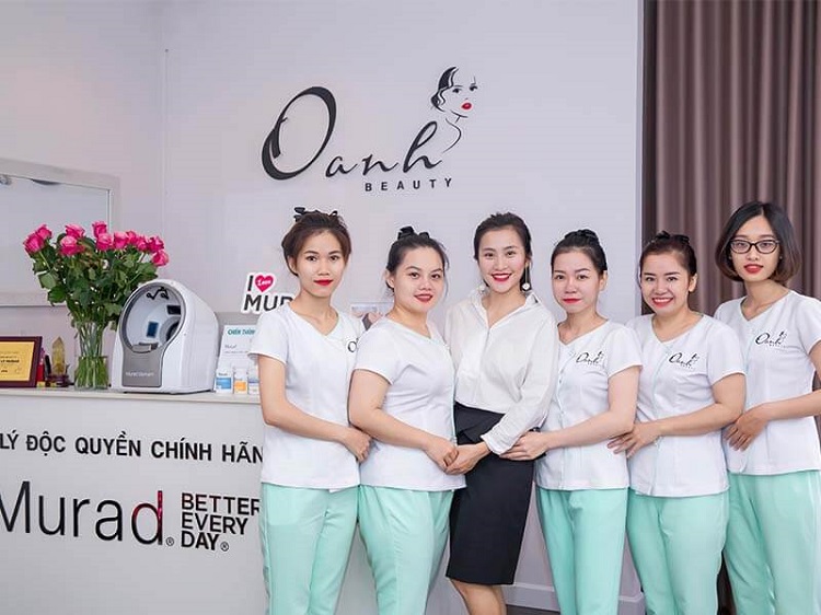 Oanh Beauty Spa có đội ngũ chuyên viên có trình độ chuyên môn cao và tâm huyết với lĩnh vực chăm sóc sắc đẹp | Nguồn: Oanh Beauty Spa